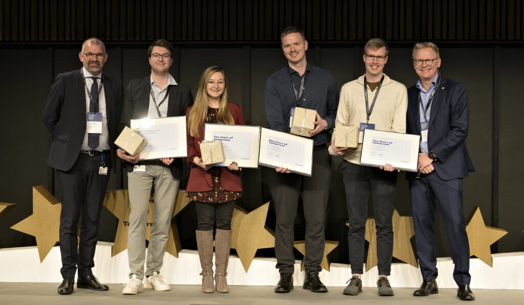 The winners of the 2024 Grundfos Prize Student Award with Kim Nøhr Shibsted and Jesper Gabriel